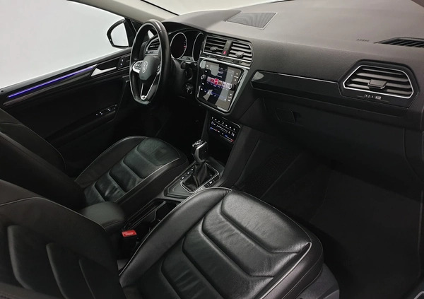 Volkswagen Tiguan cena 134999 przebieg: 141000, rok produkcji 2021 z Głuszyca małe 781